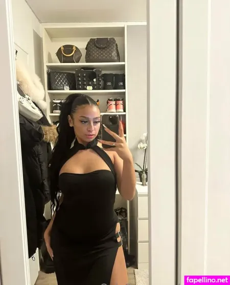 Shelly Officiiall OnlyFans Thumbnail #xIFzYudHll