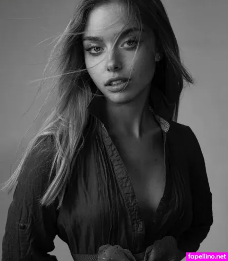 Shelly Shwartz OnlyFans Thumbnail #IIKushfCWy