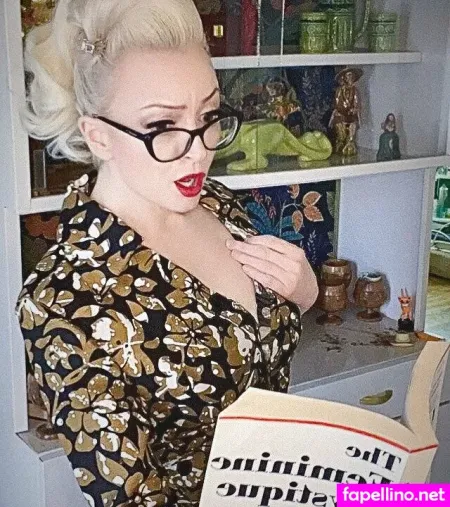 Shellygalore OnlyFans Thumbnail #x9DW8nrUFe