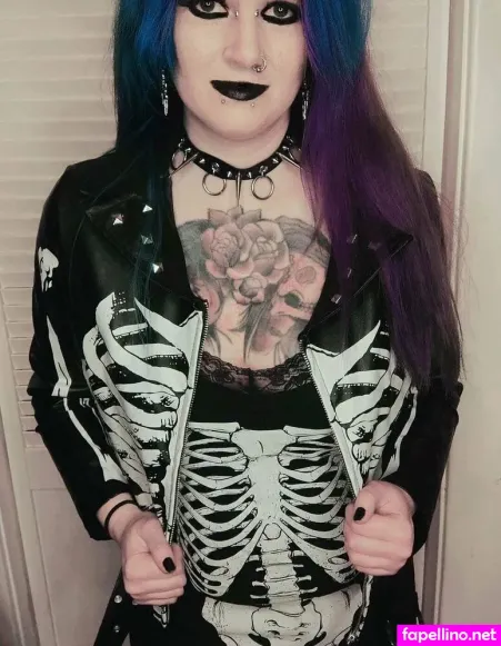 Shellylynnsynn OnlyFans Thumbnail #uyu7Lt7RjR