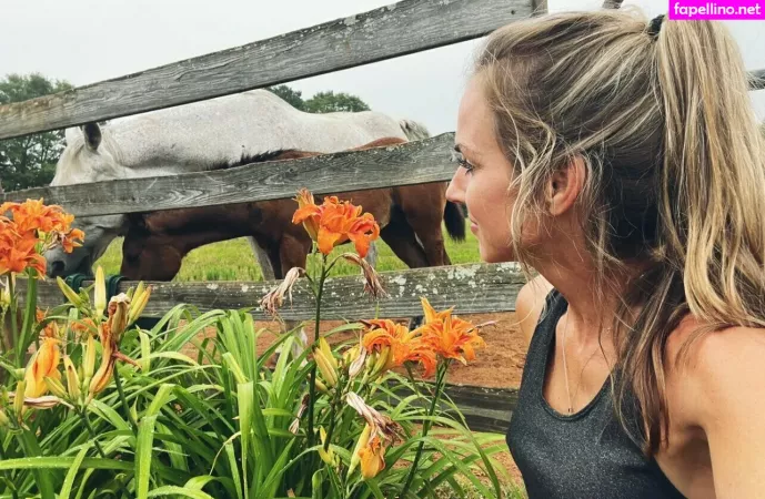 Shellyrock OnlyFans Thumbnail #uGzzkhJMOJ