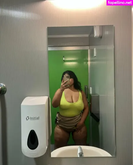 Shellz Angel OnlyFans Thumbnail #UytsLcGtmS