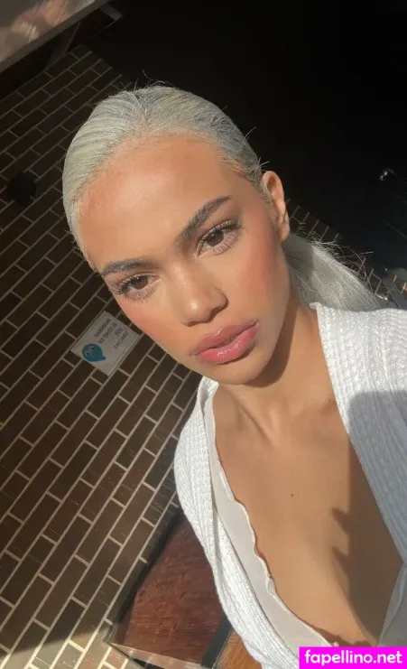 Shelynna OnlyFans Thumbnail #9jIij8Aiye