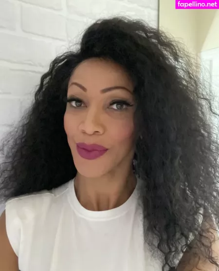 Shemale 23cm OnlyFans Thumbnail #Dg0QMYEKp9