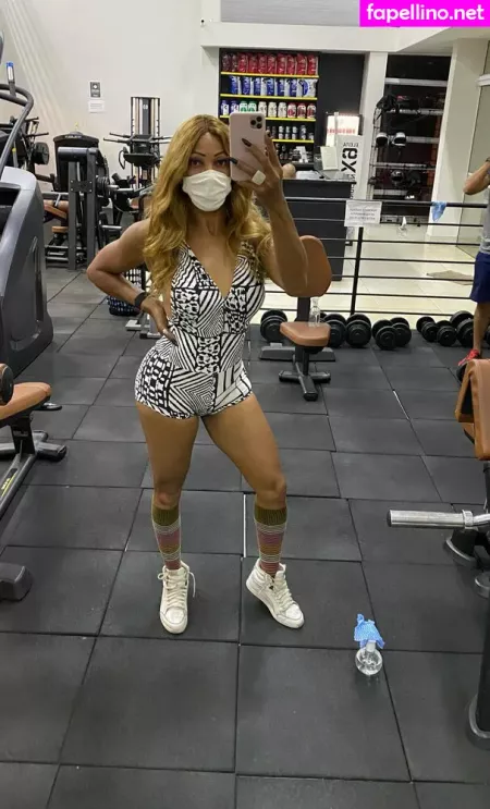 Shemale 23cm OnlyFans Thumbnail #MCIrR39qR7