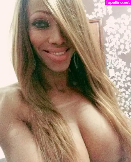 Shemale 23cm OnlyFans Thumbnail #TfIX0SIsJM