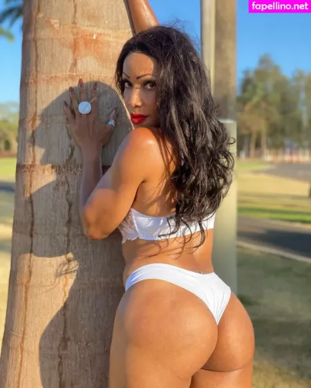 Shemale 23cm OnlyFans Thumbnail #cD8VtC12Zy