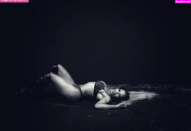 Shemale 23cm OnlyFans Thumbnail #neAwDm2VUb