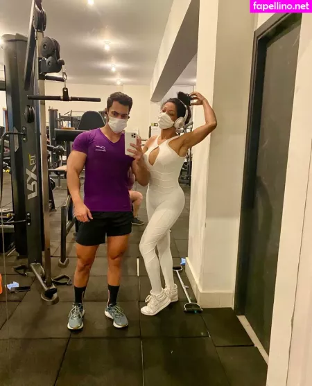 Shemale 23cm OnlyFans Thumbnail #p6rnYkUsFT