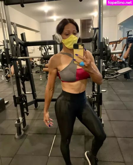 Shemale 23cm OnlyFans Thumbnail #tiVUfbOG3U