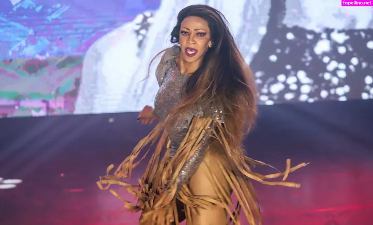 Shemale 23cm OnlyFans Thumbnail #xWFyNqPqCq