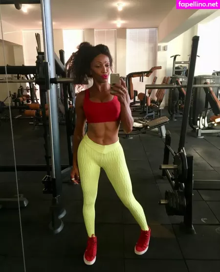 Shemale 23cm OnlyFans Thumbnail #xcjFnetK2l