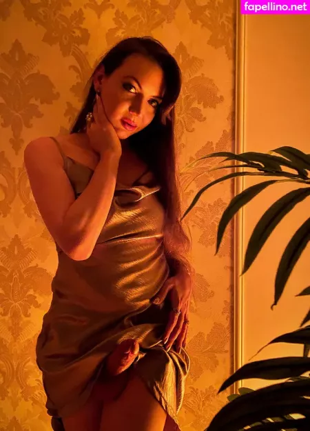 Shemalekaterina OnlyFans Thumbnail #yKomUUBzKP