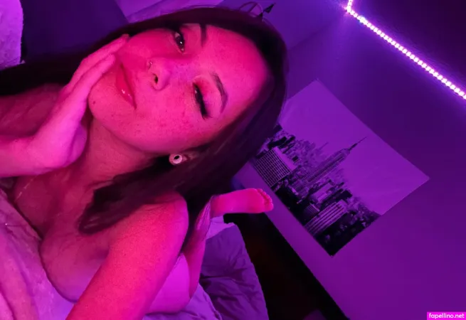 Shemoanssjay OnlyFans Thumbnail #SFxCnTrm0y