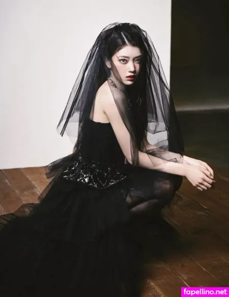 Shen Xiaoting OnlyFans Thumbnail #9QDem45yMb