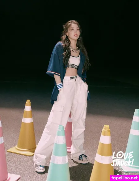 Shen Xiaoting OnlyFans Thumbnail #IPwYzwaaGI