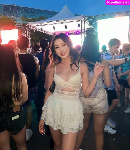 Shenna He OnlyFans Thumbnail #hR4nrVKR1D