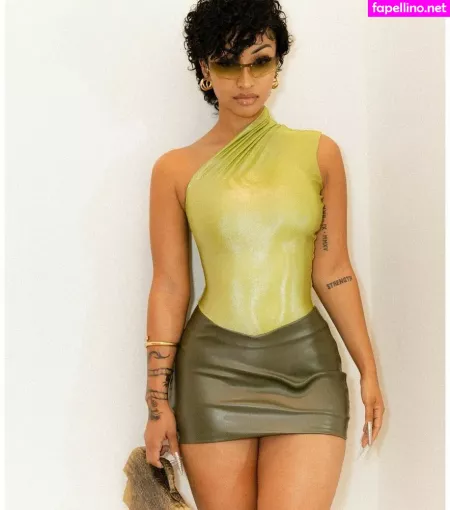 Shenseea OnlyFans Thumbnail #63QA2GMudu