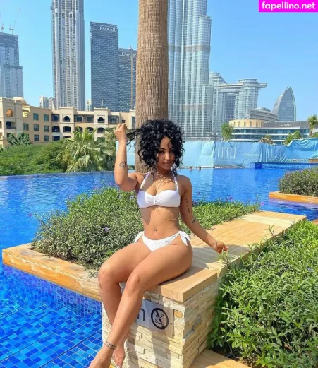 Shenseea OnlyFans Thumbnail #g4h0ARIsjg