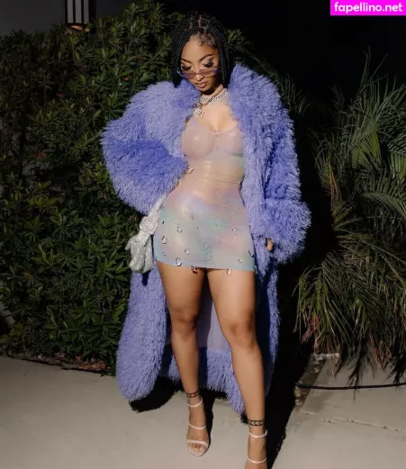 Shenseea OnlyFans Thumbnail #gJXjFpNxL2