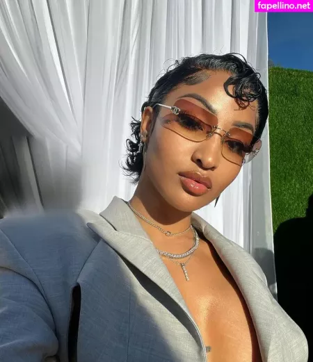 Shenseea OnlyFans Thumbnail #y7gUSU6C8P