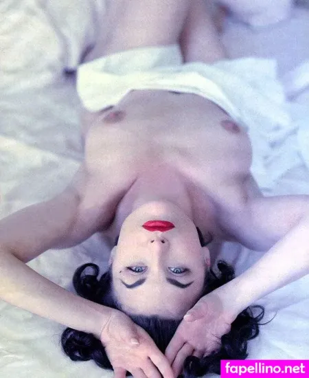 Sherilyn Fenn OnlyFans Thumbnail #0wzJg1CLwp