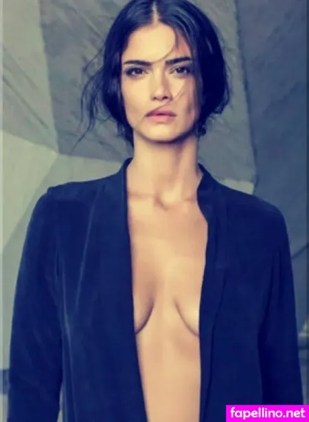Shermine Shahrivar OnlyFans Thumbnail #8iULL0n3it