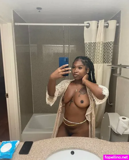 Shesblasian OnlyFans Thumbnail #JzTN8gAXyX