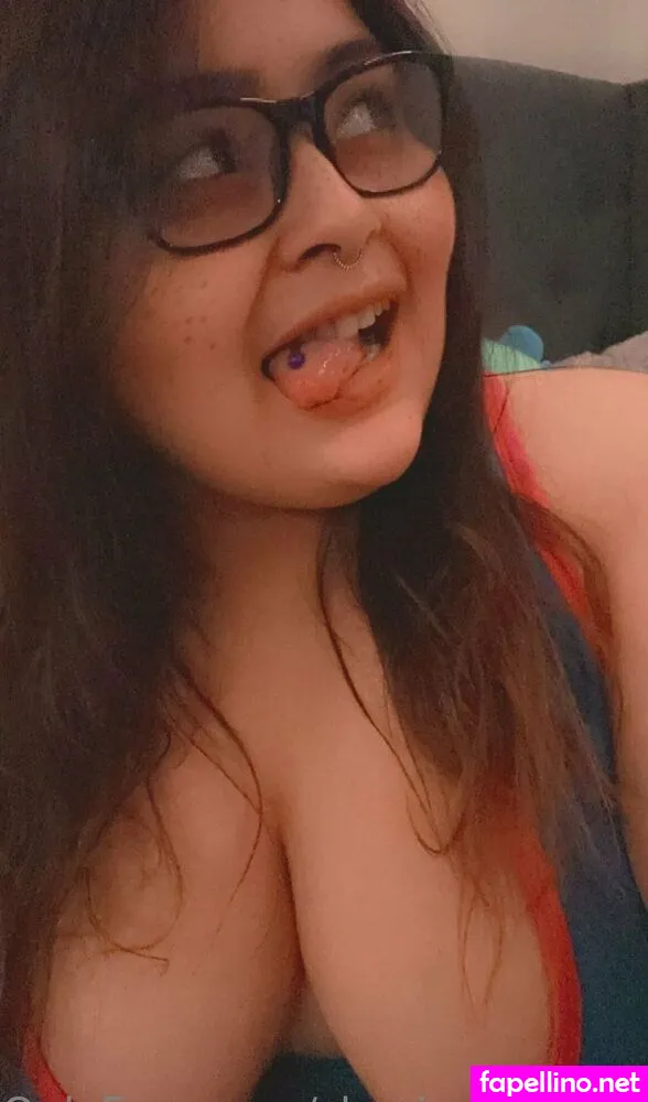 shesjustangelic, the_queenn_of_hearts Nude Leaked OnlyFans Photo #cXRs33UeNa