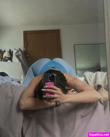 Shesmytranquility 1 OnlyFans Thumbnail #25CvXT2eTm