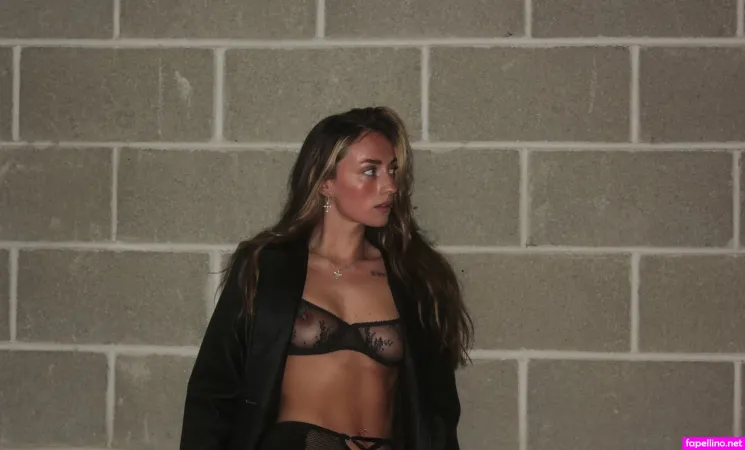 Shesmytranquility 1 OnlyFans Thumbnail #X34Fri9K9p