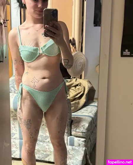 Shesyourgirlxo OnlyFans Thumbnail #WOy6SwCwIi