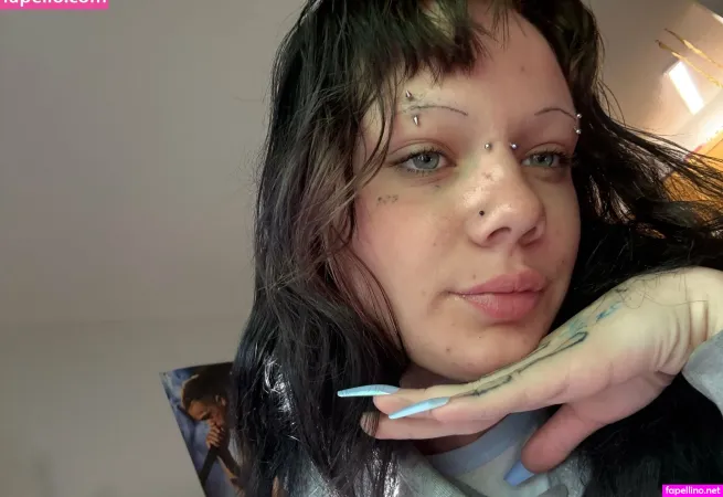Shesyourgirlxo OnlyFans Thumbnail #o9r0thQLMf