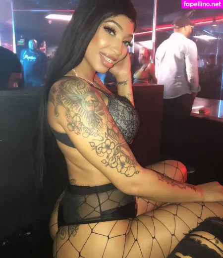 Shethickyyy OnlyFans Thumbnail #O13X6lOiJp