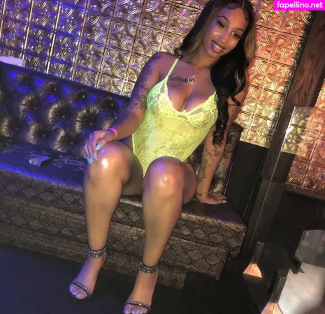 Shethickyyy OnlyFans Thumbnail #k2CNs44fDb