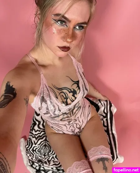 Shewasinmydreams OnlyFans Thumbnail #z84XjdA43R