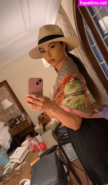 Shhhantell OnlyFans Thumbnail #2iIN64Hudl