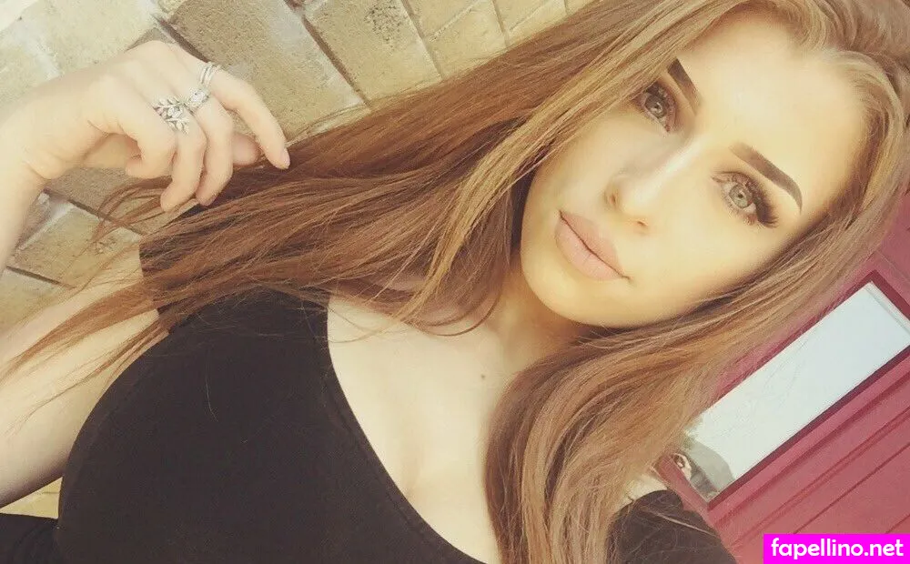 chvrlctte, shhhar, shhhare Nude Leaked OnlyFans Photo #F8Lzn9giBC