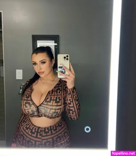 Shhhar 4 OnlyFans Thumbnail #ax5O24N5iW