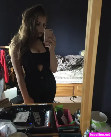 Shhhar 4 OnlyFans Thumbnail #udzKLXy7iH