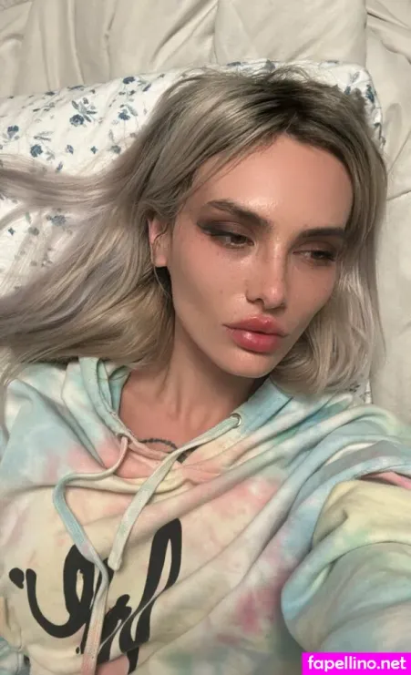 Shiasnow OnlyFans Thumbnail #u5tWOMPbDr