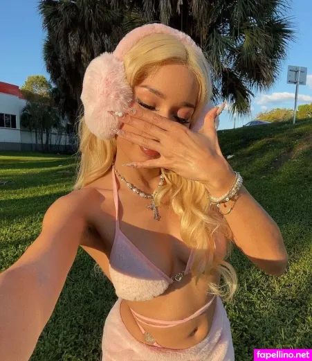 Shibuya Bambi Queenpuppy777 Alienrapperqueen Shibuyabambi OnlyFans Thumbnail #YRCklAOrtW