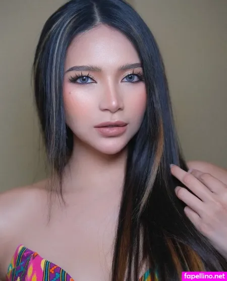 Shiena Yu OnlyFans Thumbnail #h1DoS8r11v