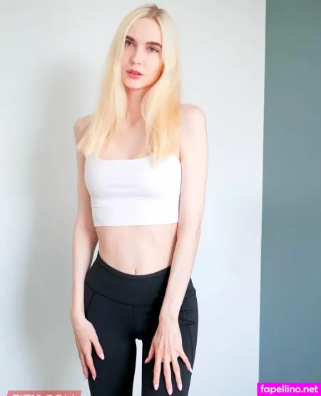 Shina Ryen OnlyFans Thumbnail #DprRKVqQqn
