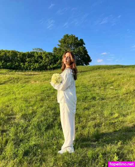 Shine Inessa OnlyFans Thumbnail #BBsJxCAEOe