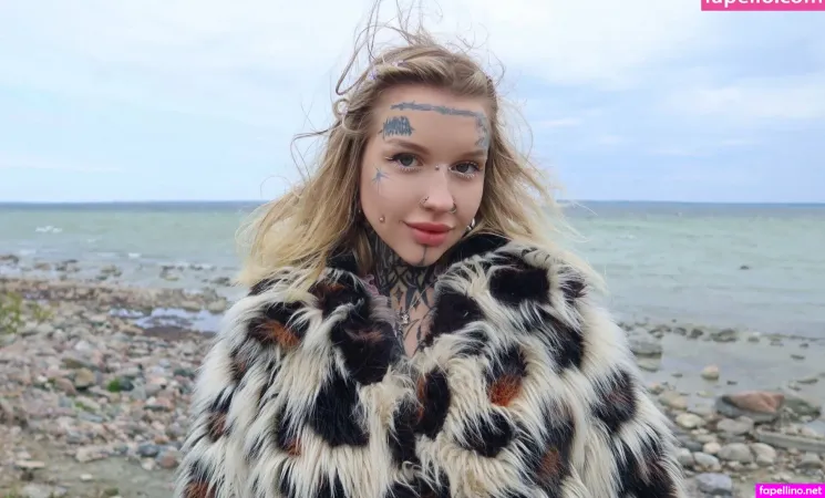 Shineroxy OnlyFans Thumbnail #3jUIm8OpMB