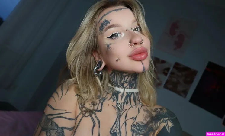 Shineroxy OnlyFans Thumbnail #SrNfNjrxDD