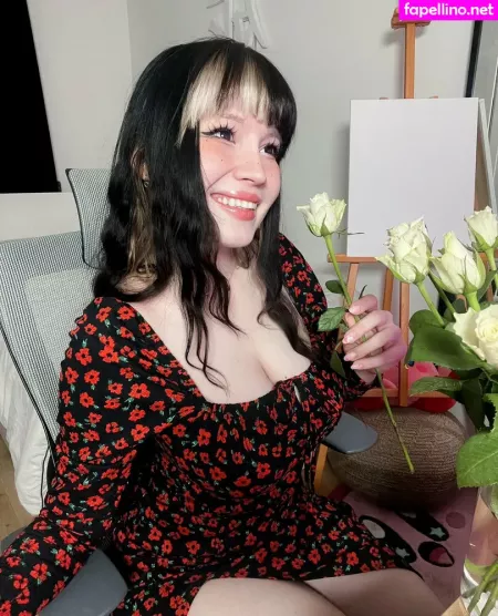 Shini Waifu 1 OnlyFans Thumbnail #51wVKVbFIn