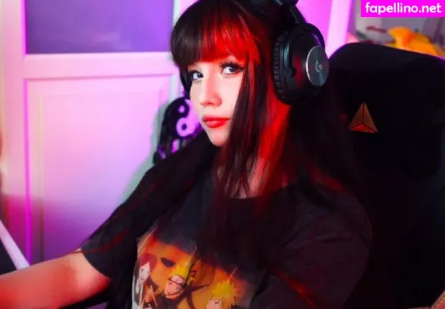 Shini Waifu 1 OnlyFans Thumbnail #df2YUFxb2P
