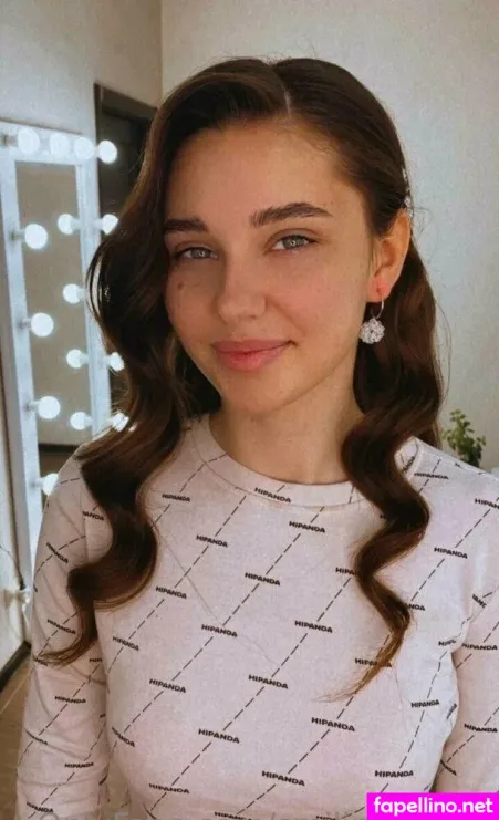 Shiny Jessy OnlyFans Thumbnail #kvHT1mWOIV